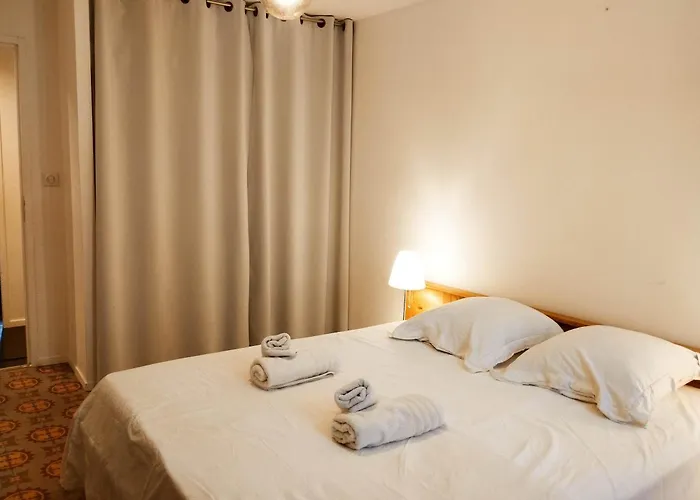 Holiday home Very Chic Townhouse With Pool And Garage Carcassonne