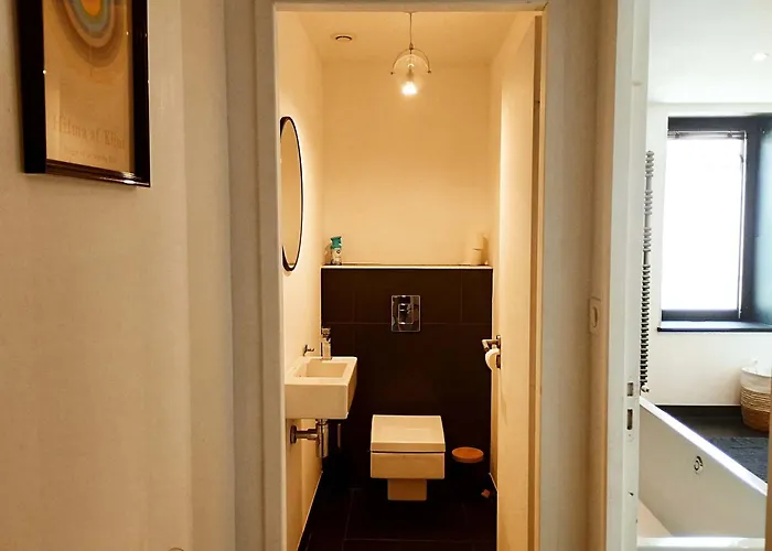 Very Chic Townhouse With Pool And Garage Carcassonne